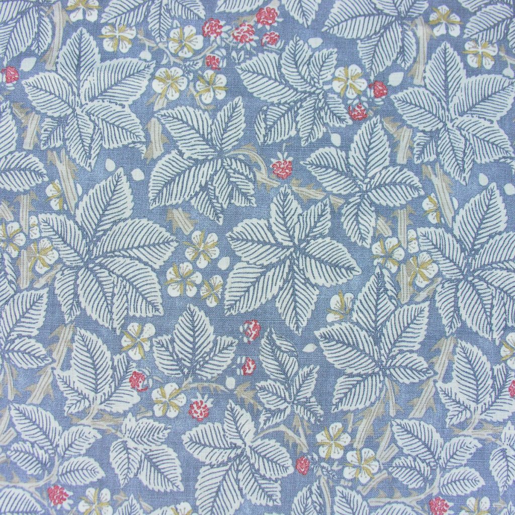 William Morris Bramble - Light Blue and Red - Tinsmiths