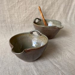 Knighton Mill Pottery Batter Bowl. Tinsmiths of Ledbury