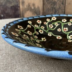 Paul Young Slipware Blossom Bowl Tinsmiths Ledbury